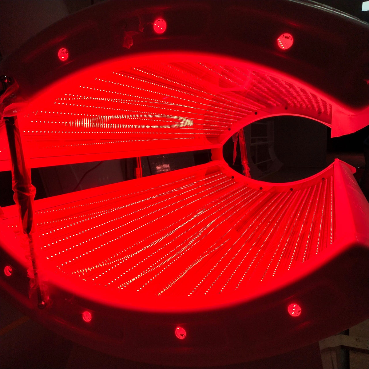 Nerve recovery and repair protocol using 26,000 LED red light therapy at Float Hub London.