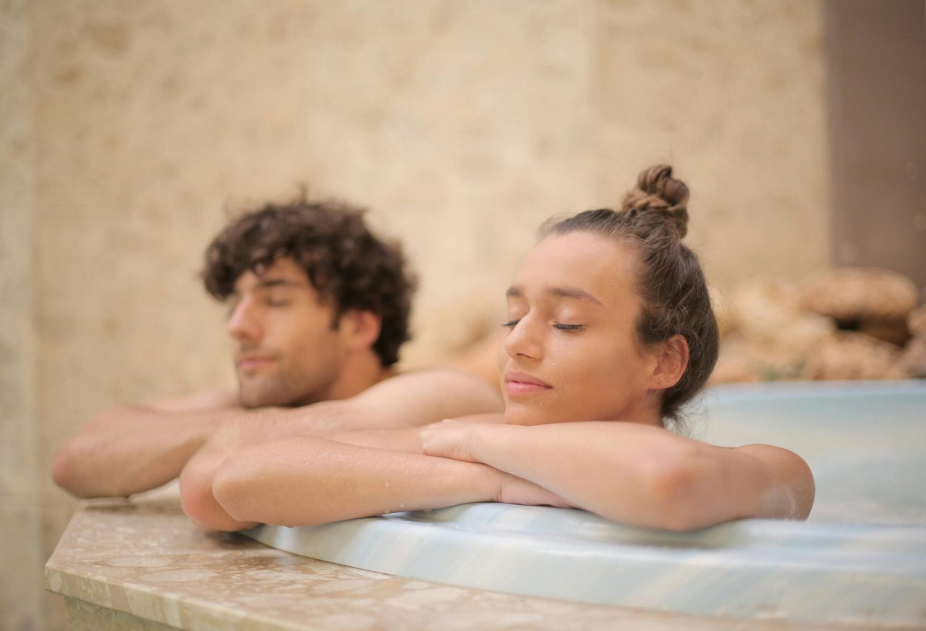 Float Together, Connect Deeper: The Ultimate Guide to a Couples Float Experience